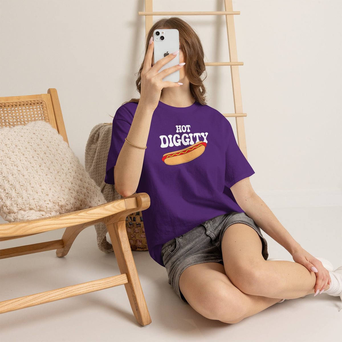 Hot Diggity Dog Funny Hot Dog T-Shirt | Hot Dog Lover Gift White