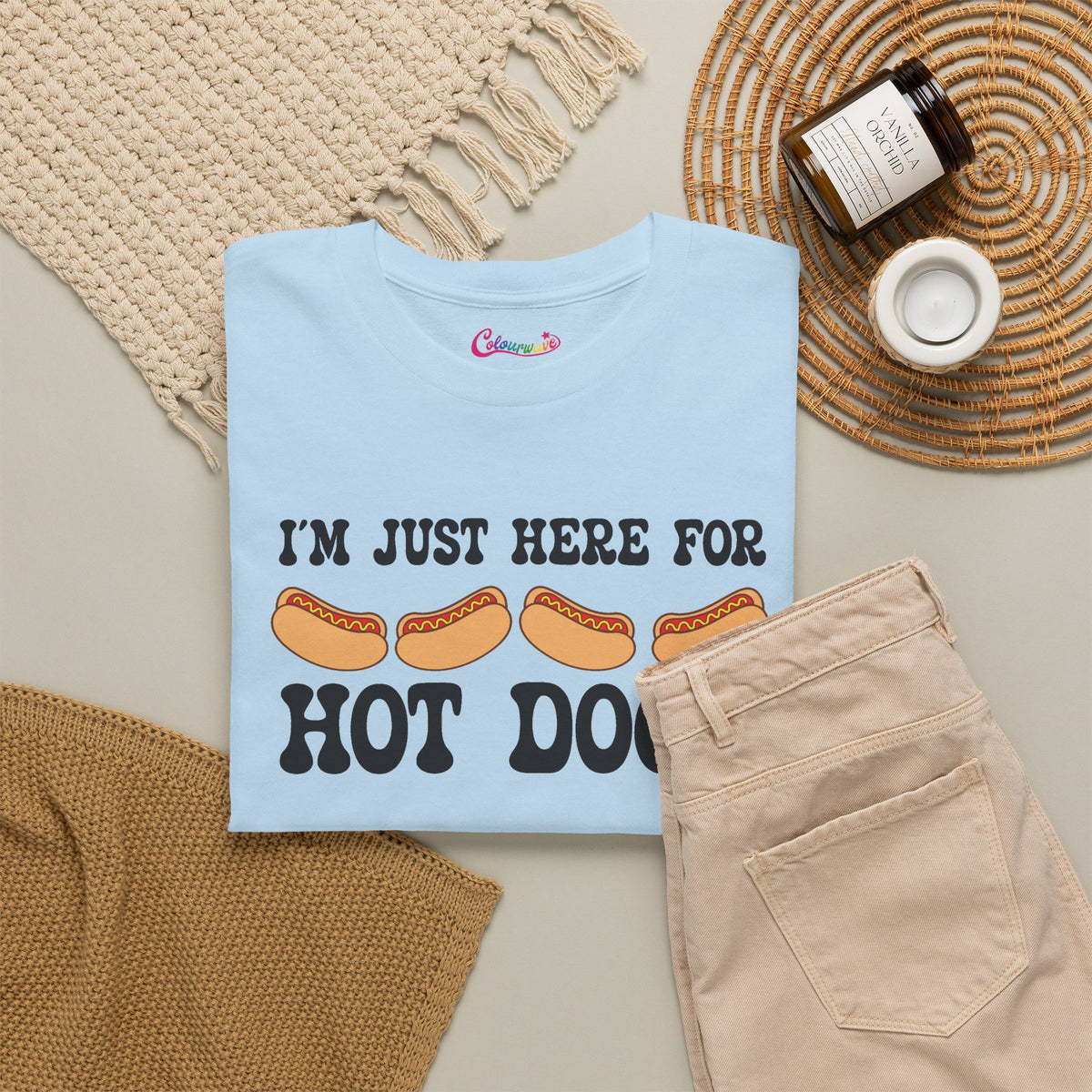 I'm Just Here for the Hot Dogs Funny Hot Dog T-Shirt | Hot Dog Lover Gift Black