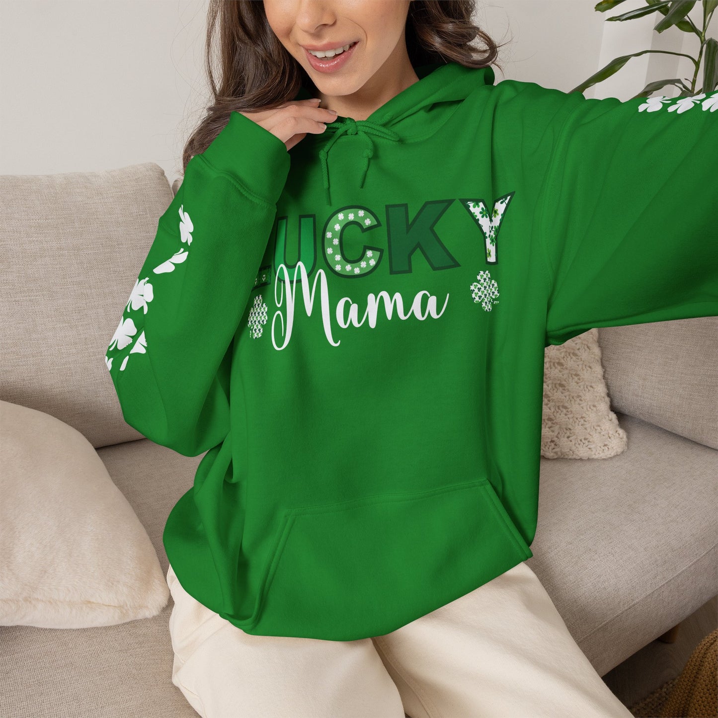 Lucky Mama St Patricks Day Green Unisex Hoodie Sweatshirt